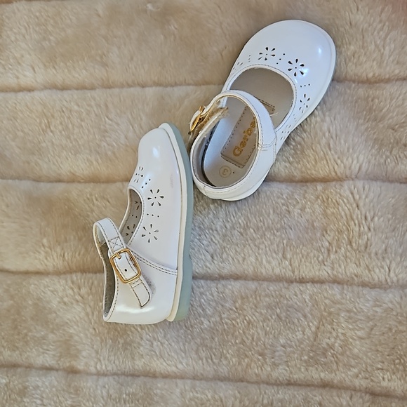 Gerber Shoes Gerber White Baby Girl Dress Shoes Poshmark